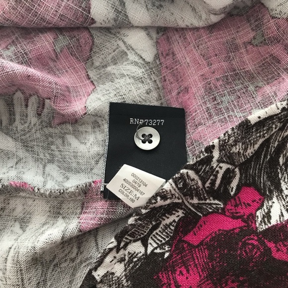 🔴 4/$15 Rock & Republic pink black white floral ls button up shirt sz M in EUC - Picture 15 of 15